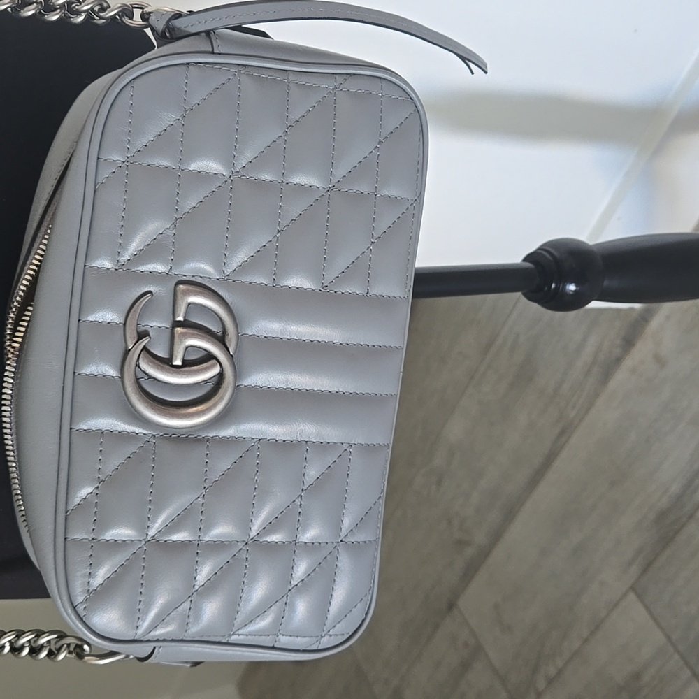GUCCI marmont Crossbody - Picture 2 of 7